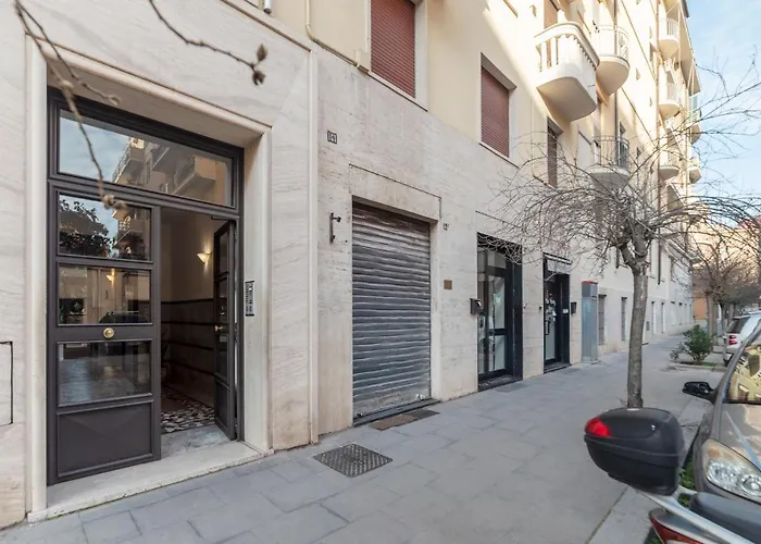 Piazza Bologna Comfortable Apartment